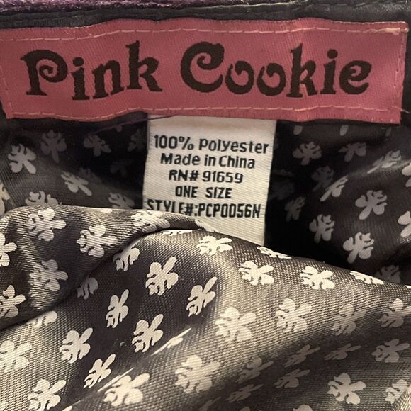 Purple Hat By Pink Cookie, Velour Like, Paperboy Style. - Picture 6 of 8